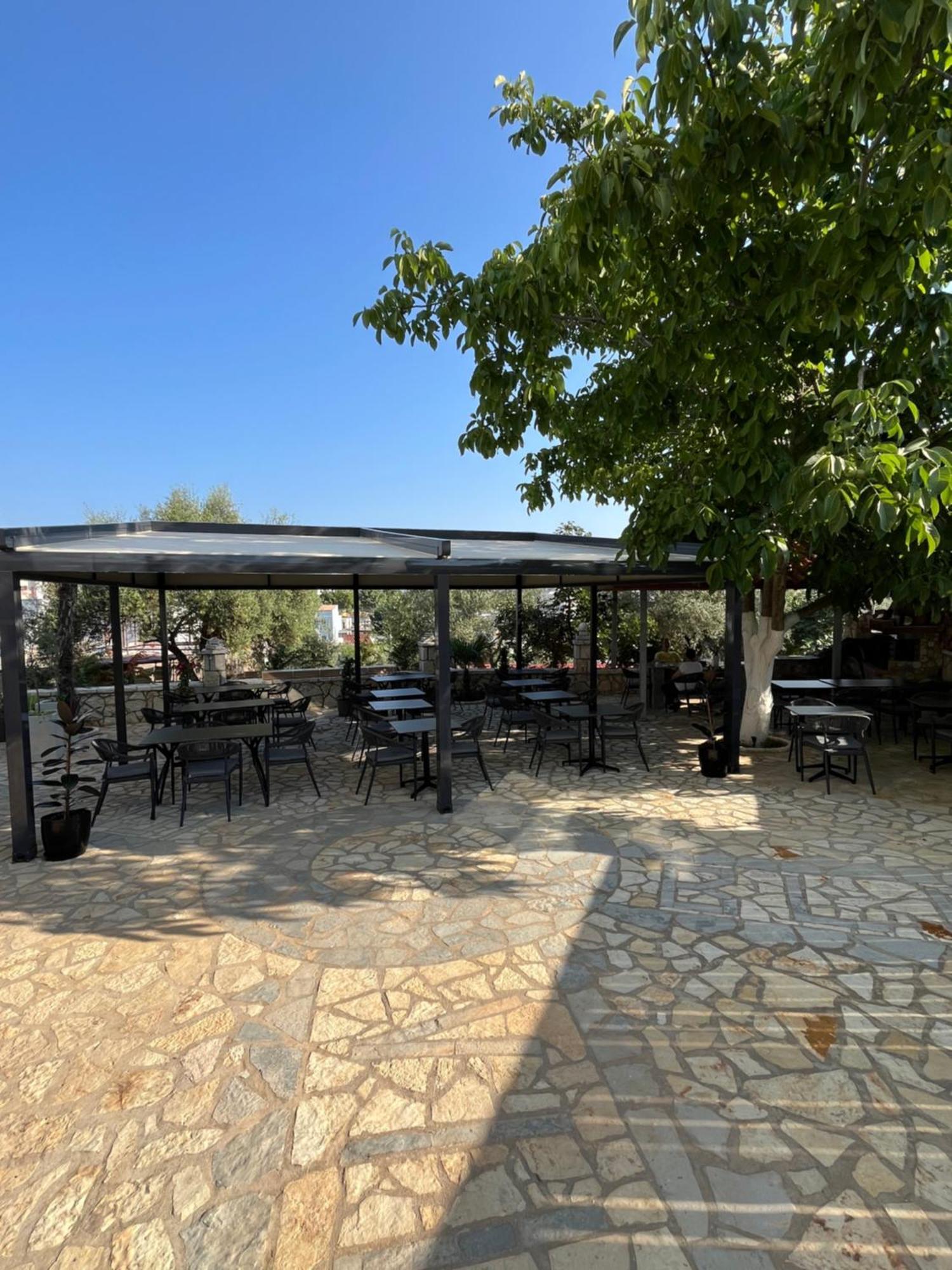 Belsar Hotel Ksamil Eksteriør billede